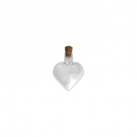 بطری عشق: قلب شیشه‌ای کوچک با درب چوب پنبه‌ای