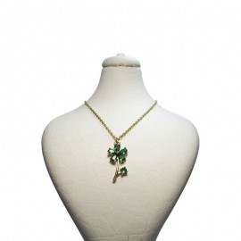 گردنبند دخترانه و زنانه طرح نگین گل کریستالی سبز