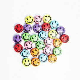 خرج کار ایموجی های رنگی طرح لبخند در بسته‌های 10 گرمی