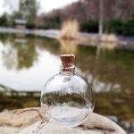 بطری شیشهای طرح حباب ظریف و زیبا