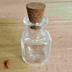 بطری شیشه ای مکعبی سایز کوچک - تصویر 4